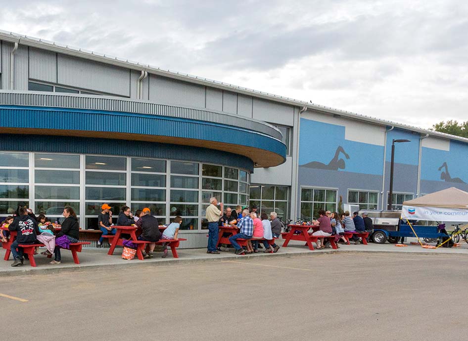 Fox Creek residents enjoying a BBQ at the Green View Multiplex